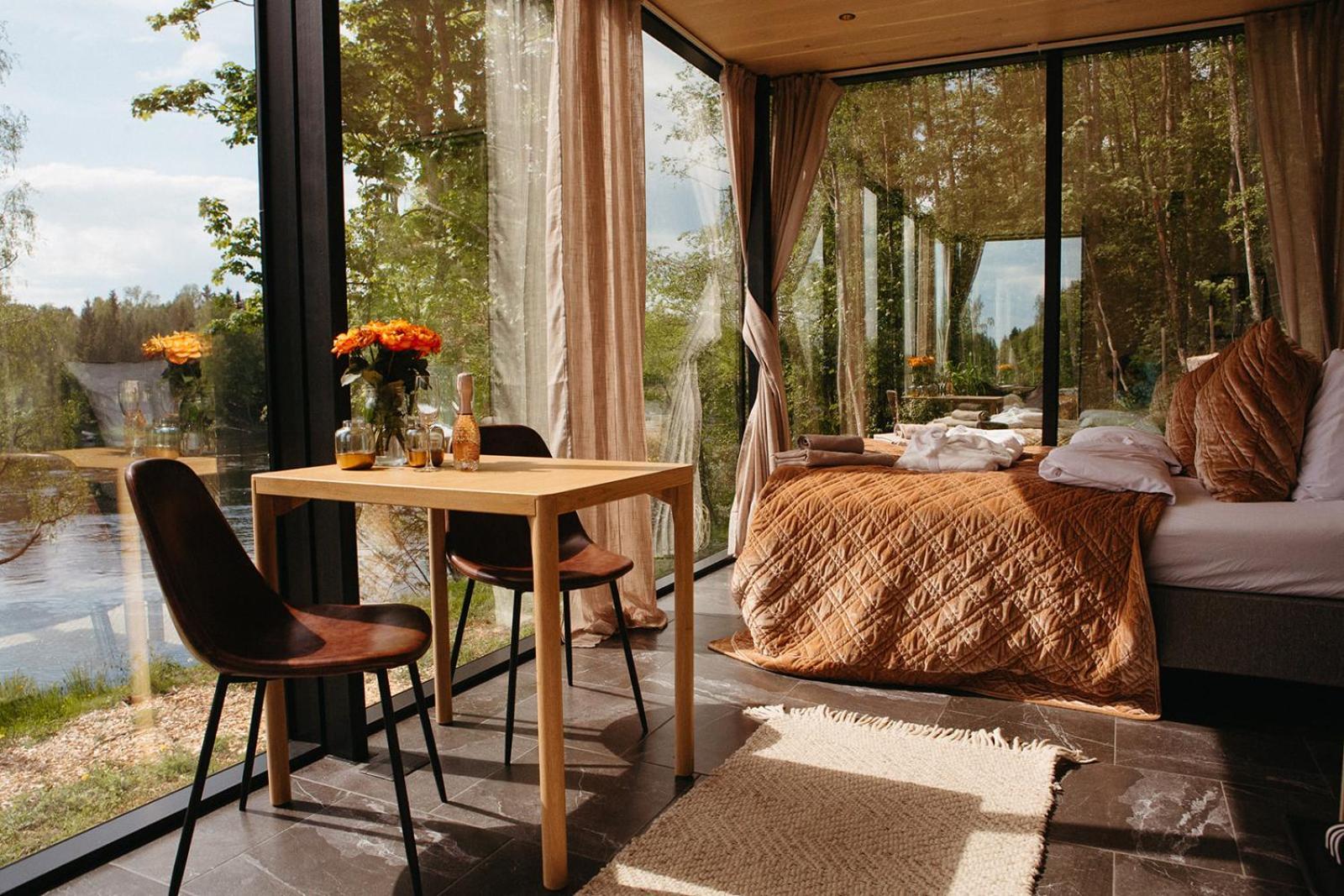 Wonderinn Riverside Arnes  Ngoại thất bức ảnh